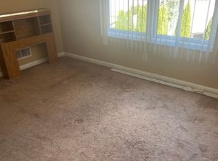 99 Glover Ave, Paterson, NJ 07501