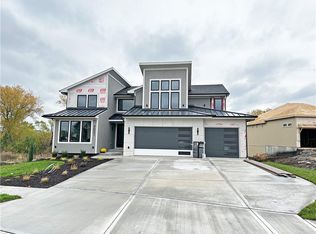 9021 Shady Bend Rd, Lenexa, KS 66227