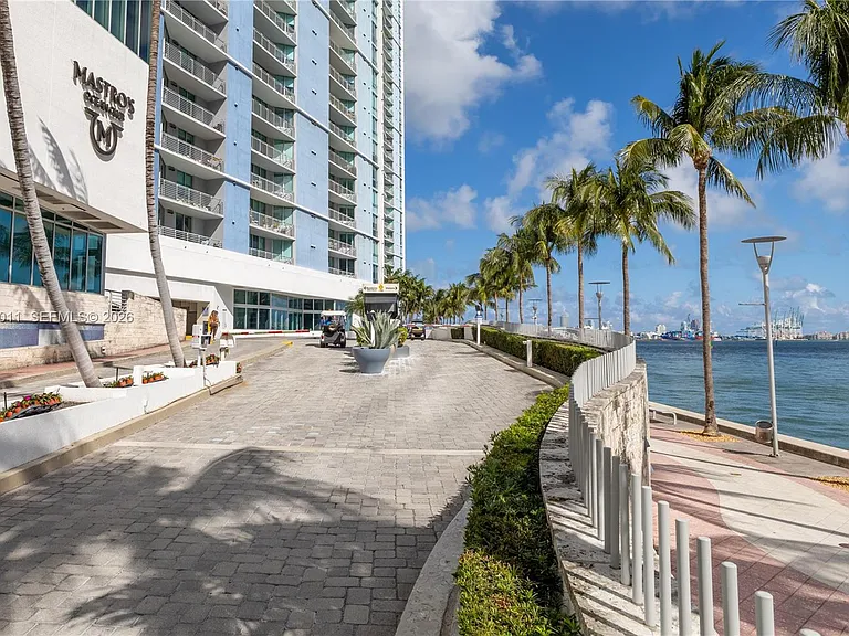 325 Biscayne Blvd #4015 — Photo 26