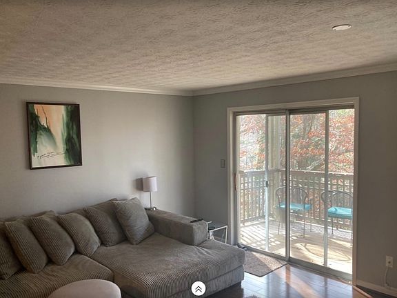 2nd image of 2901 Lenox Rd NE #508