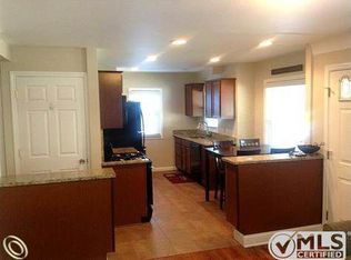 1145 E Cambourne St, Ferndale, MI