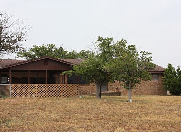 4th image of 2810 W County Road 140
