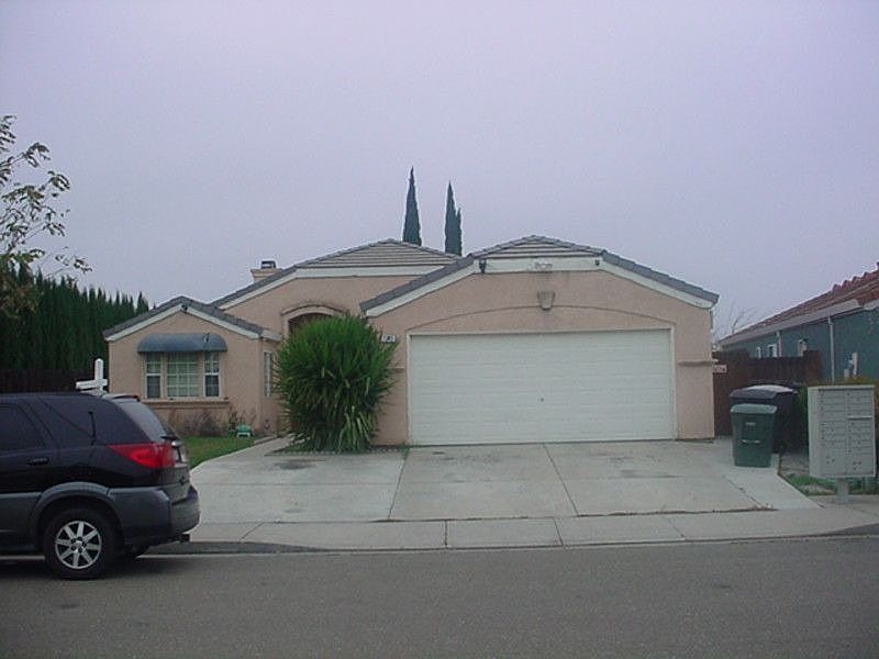 2nd image of 1745 Lavelle Smith Dr
