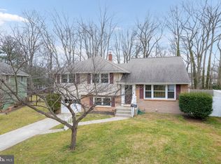 1221 Oakwood Rd, Haddonfield, NJ 08033