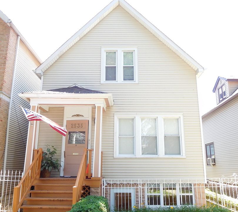 1st image of 2535 W Shakespeare Ave #G