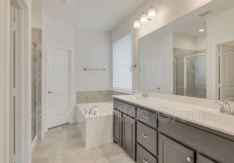 15712 Buffalo Nickel Dr — Photo 28
