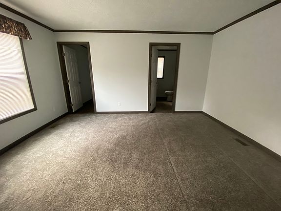3rd image of 13547 Oaktree Ct #357