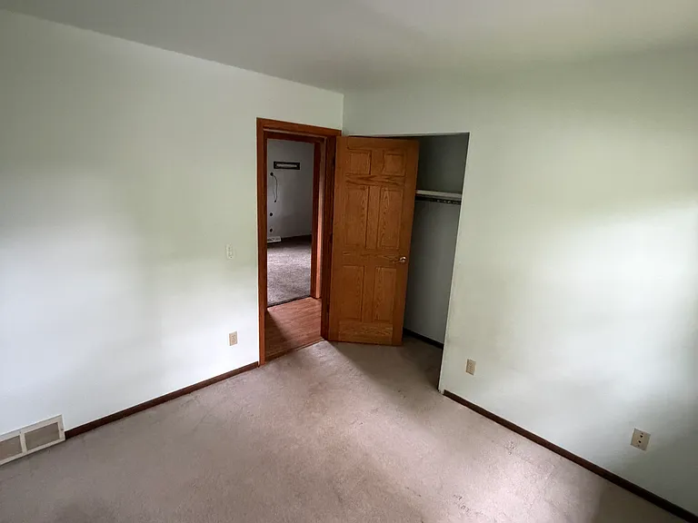 6 Waltham Cir — Photo 15