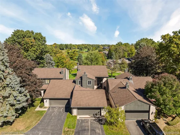 1992 Bent Tree Trl, Bloomfield Hills, MI 48302