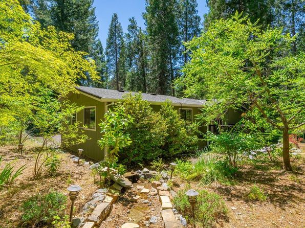 450 Bottle Hill Rd, Georgetown, CA 95634