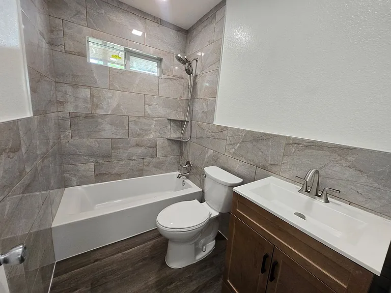 303 E Bland St #840 — Photo 6