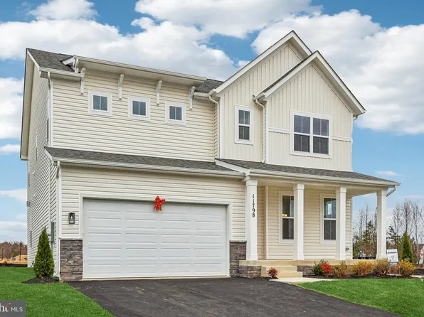 11808 Wales Dr, Fredericksburg, VA 22407