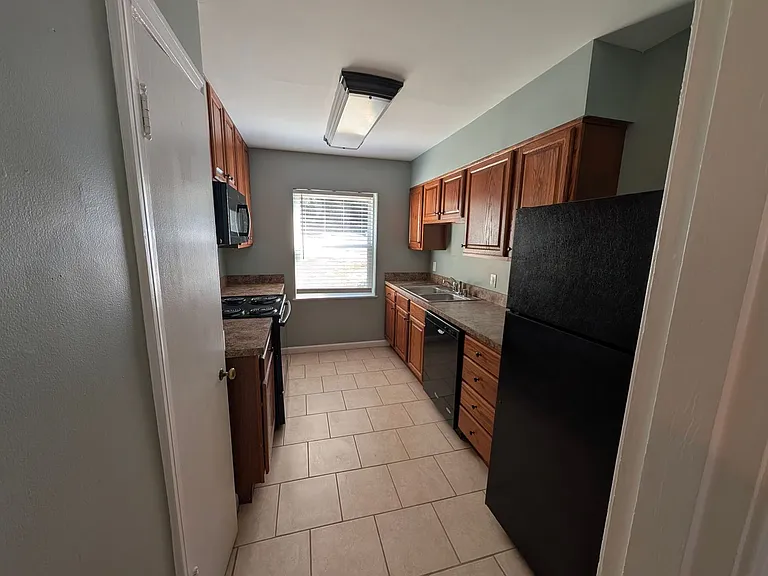 2200 Speed Ave — Photo 15