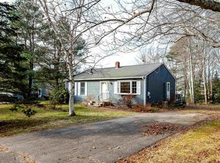 44 Buttonwood Rd, South Berwick, ME 03908