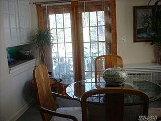 4th image of 11 Burbury Ln