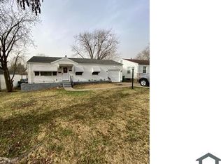 1118 Darr Dr, Saint Louis, MO 63137