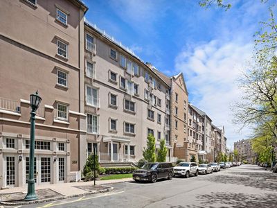 204 Shearwater Ct W APT 12, Jersey City, NJ, 07305