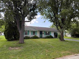 1038 S 1st St, Upland, IN 46989