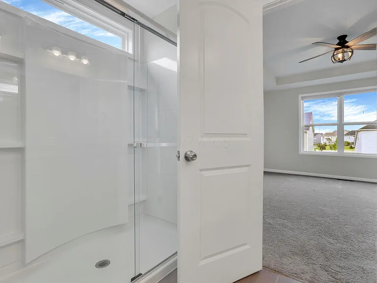241 Sunstone Ln — Photo 41