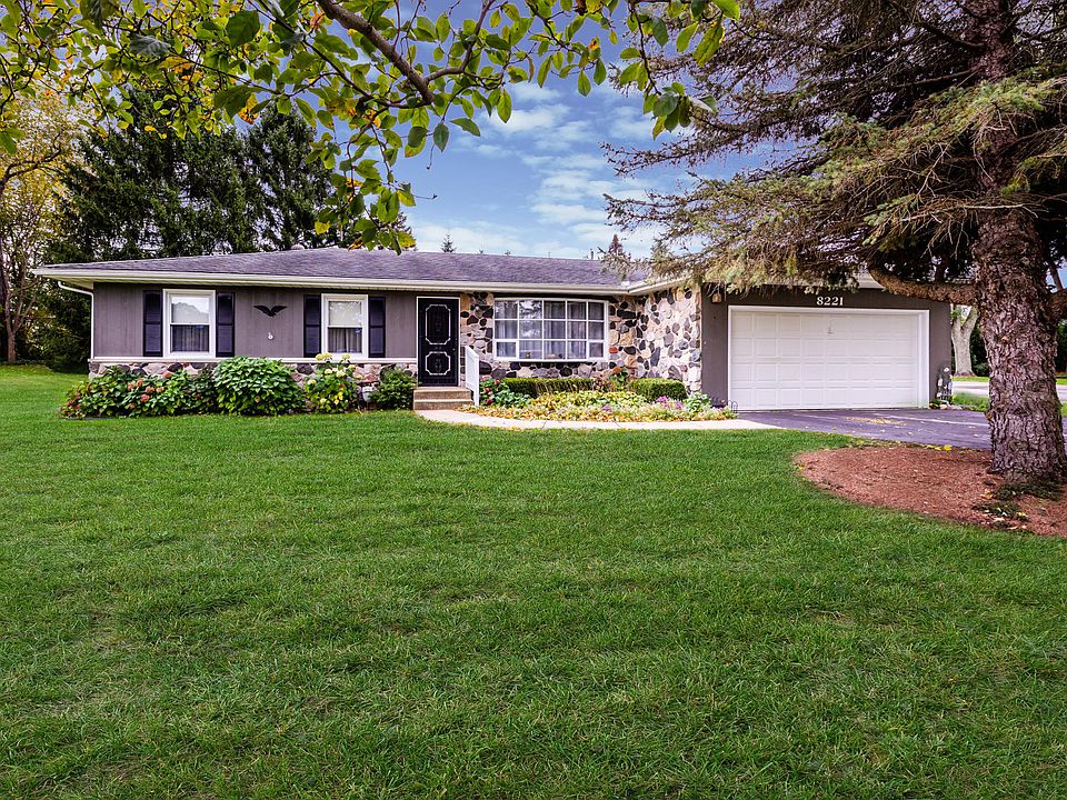 1st image of 8221 Verlynda Dr