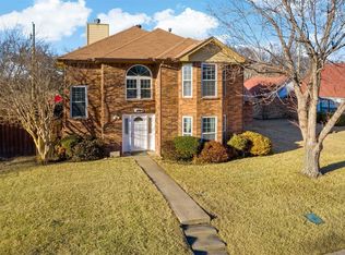 6909 Shorecrest Dr, Rowlett, TX 75089