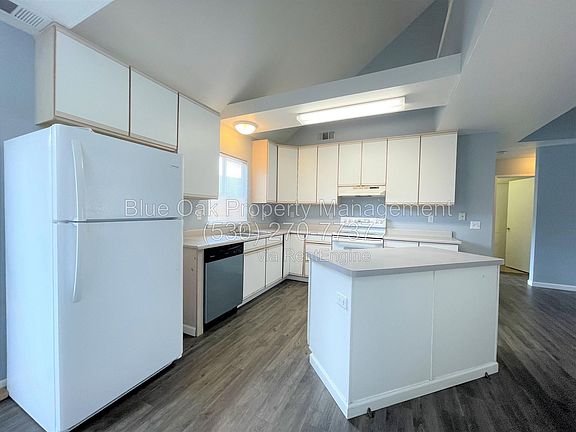 5th image of 2756 Revere Ln