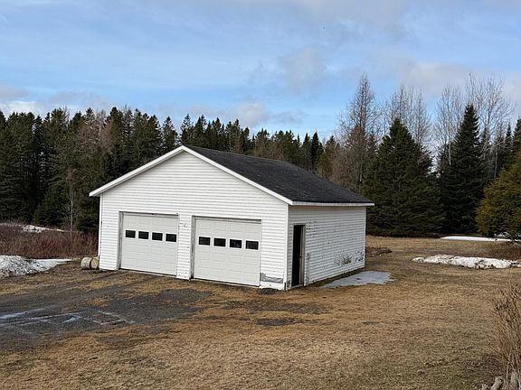 4th image of 536 Fort Road
