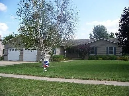 120 E Webb St photo 1