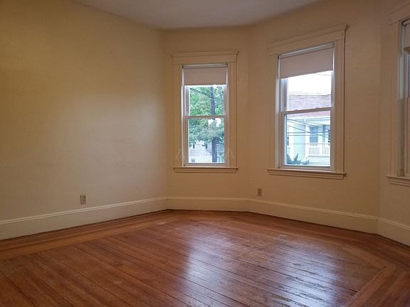 4th image of 62 Park St #2