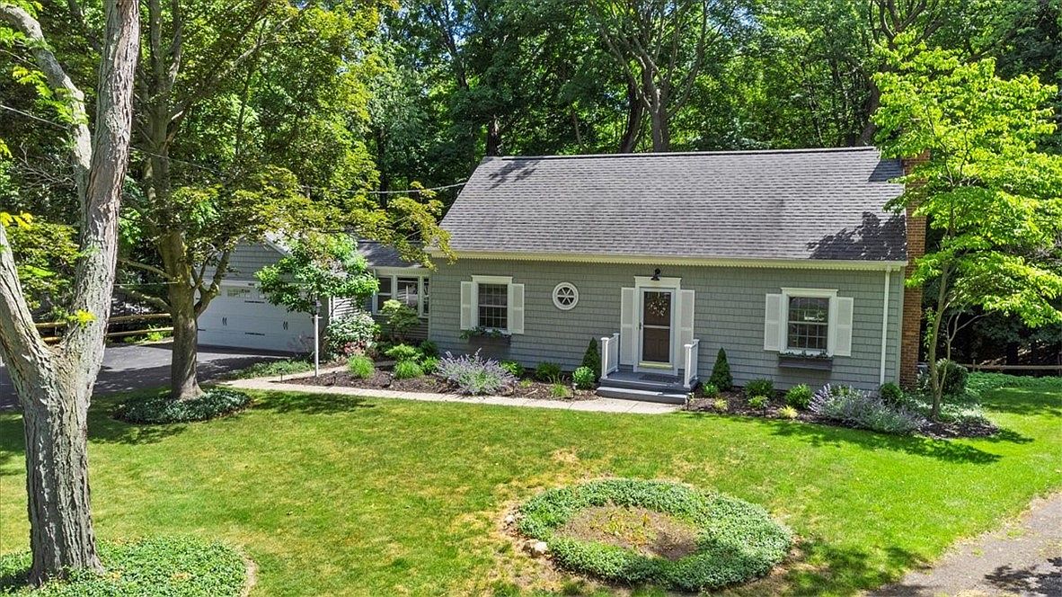 4060 Saint Paul Blvd, Rochester, NY 14617 Zillow