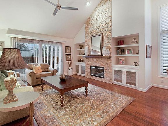 3rd image of 12201 Grant Ln