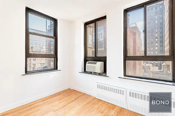 Rented by Bond New York | media 12