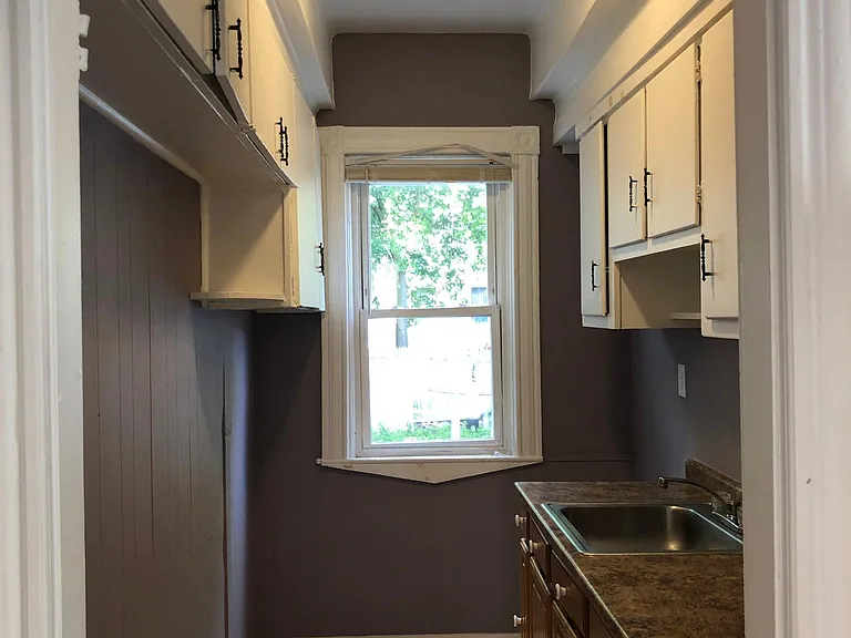 27 Violet St #1 — Photo 12