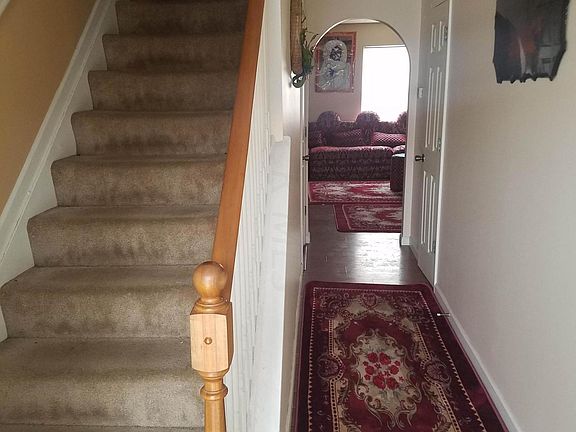 2nd image of 490 Faith Ann Dr