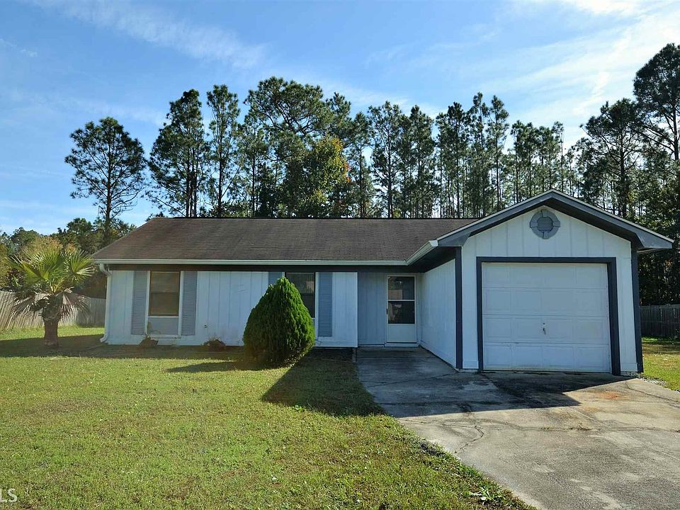 1st image of 531 Moeckel Ln