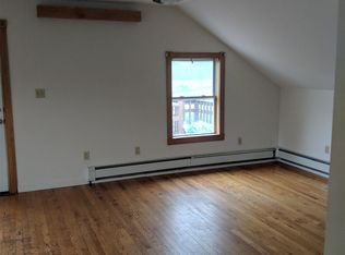 206 Belchertown Rd #1, Amherst, MA 01002