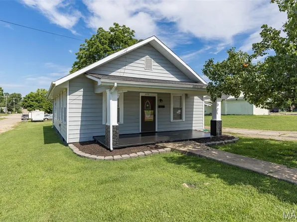 200 8th St, Park Hills, MO 63601