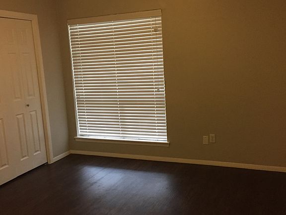 3rd image of 300 W 1st Ave APT 219