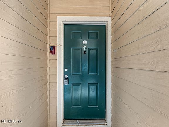 3rd image of 230 COLIMA Court #922