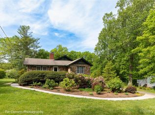 73 Bull Mountain Rd, Asheville, NC 28805