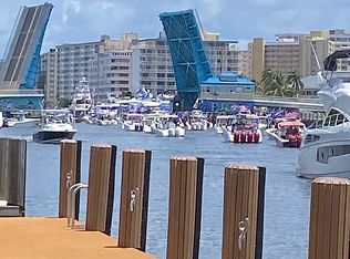 300 SE 28th Ave, Pompano Beach, FL 33062