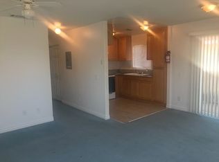 214 N Spruce Ave, Rialto, CA 92376