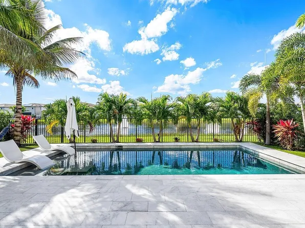 8092 Laurel Falls Drive, Boca Raton, FL 33496