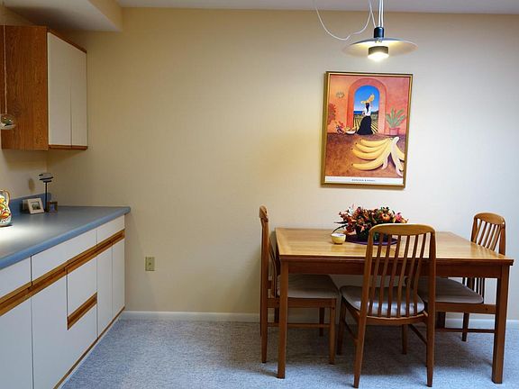 4th image of 460 N Calle De Las Profetas