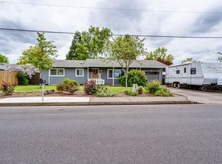 820 Lasalle St, Harrisburg, OR 97446
