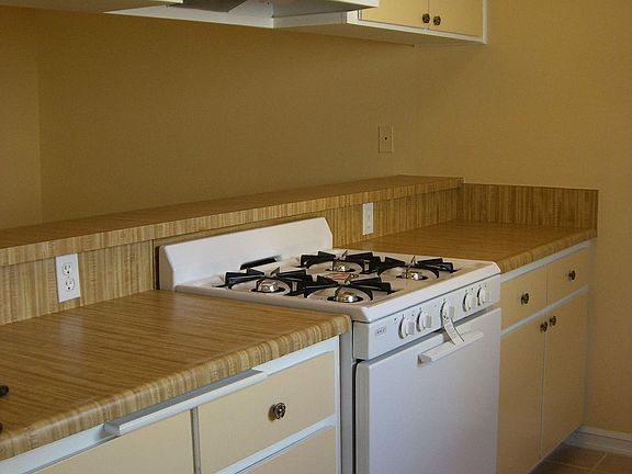 Bright Kitchen with new appliances