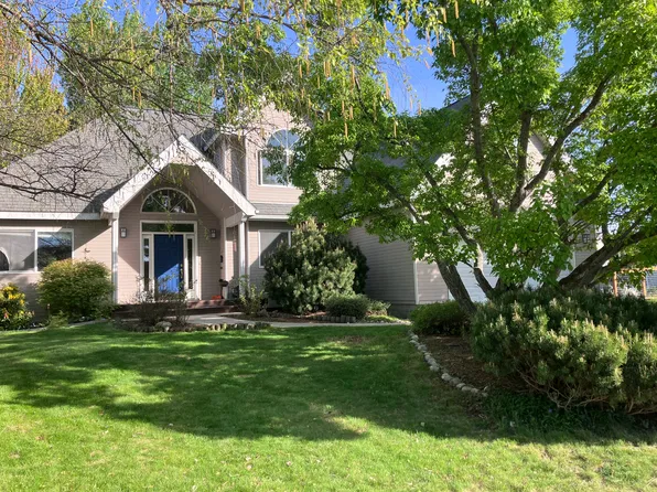 1504 Northshore Dr, Sandpoint, ID 83864