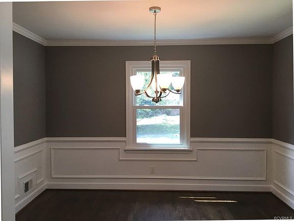 3rd image of 8561 Woodward Dr