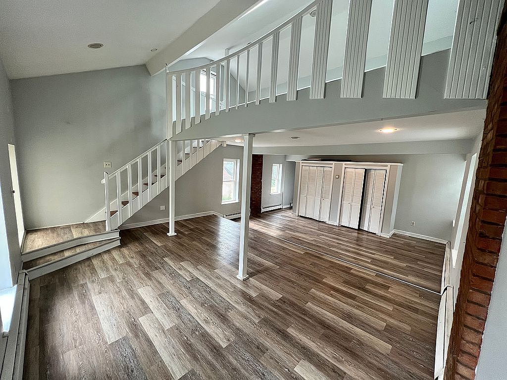 3126 Woodbine Ave, Cleveland, OH 44113 Zillow