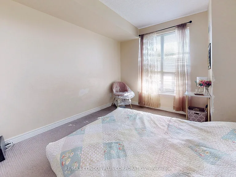 60 Fairfax Cres #315 — Photo 21